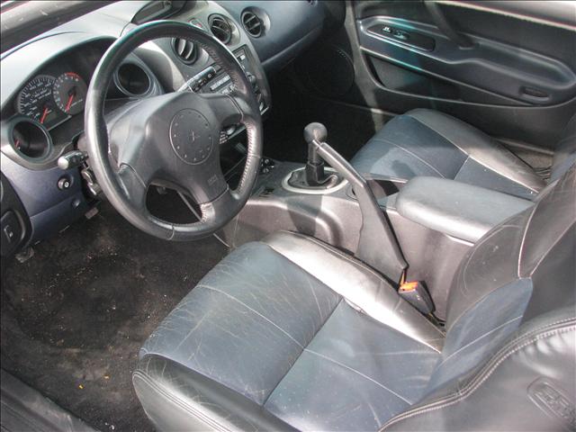 Mitsubishi Eclipse 2003 photo 2