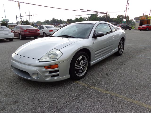 Mitsubishi Eclipse 2003 photo 2