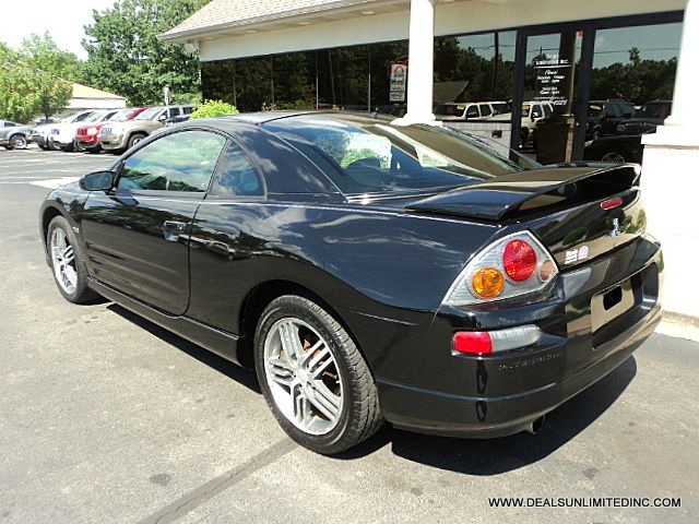 Mitsubishi Eclipse 2003 photo 2