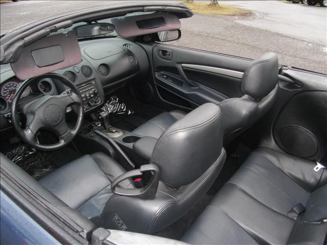 Mitsubishi Eclipse 2003 photo 2