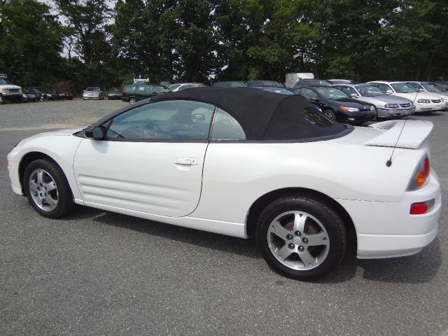 Mitsubishi Eclipse 2003 photo 2