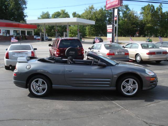 Mitsubishi Eclipse 2003 photo 2