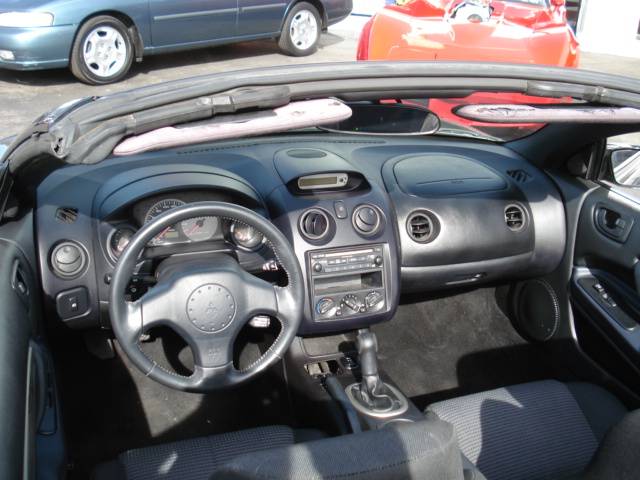 Mitsubishi Eclipse 2003 photo 4