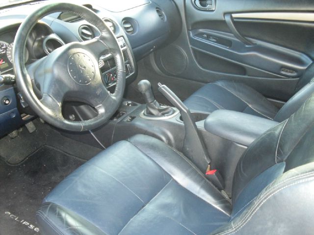 Mitsubishi Eclipse 2003 photo 2