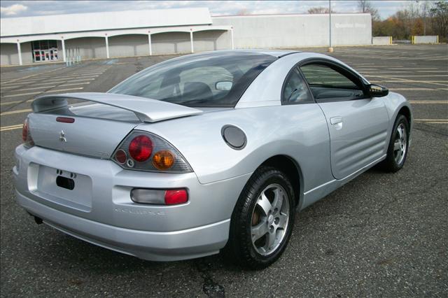 Mitsubishi Eclipse 2003 photo 2