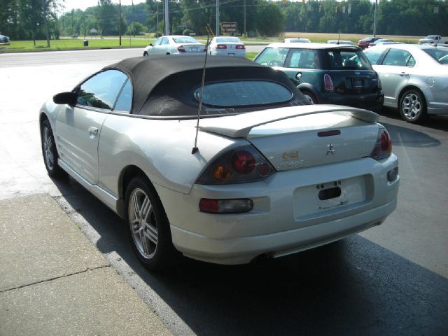 Mitsubishi Eclipse 2003 photo 2