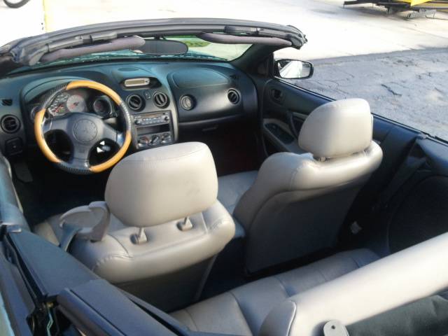 Mitsubishi Eclipse 2003 photo 2