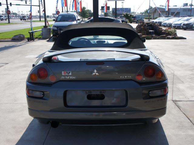 Mitsubishi Eclipse 2003 photo 4