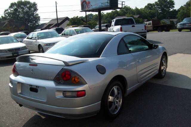 Mitsubishi Eclipse 2003 photo 1