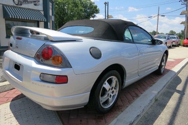 Mitsubishi Eclipse 2003 photo 2