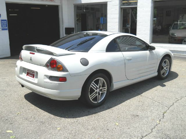 Mitsubishi Eclipse 2003 photo 3