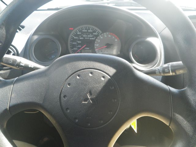 Mitsubishi Eclipse 2003 photo 10