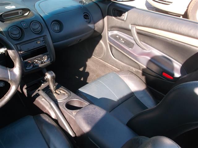 Mitsubishi Eclipse 2003 photo 2