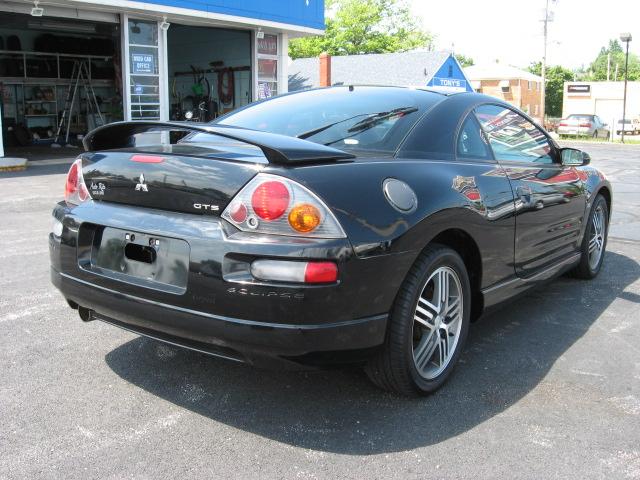 Mitsubishi Eclipse 2003 photo 3