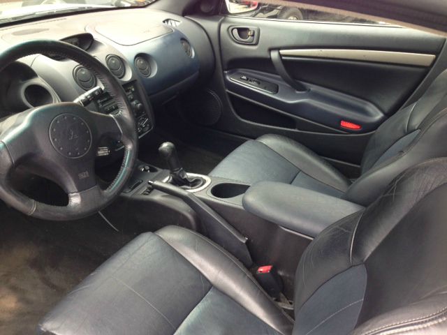 Mitsubishi Eclipse 2003 photo 2