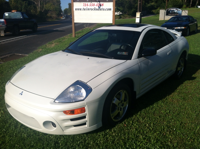 Mitsubishi Eclipse 2003 photo 2