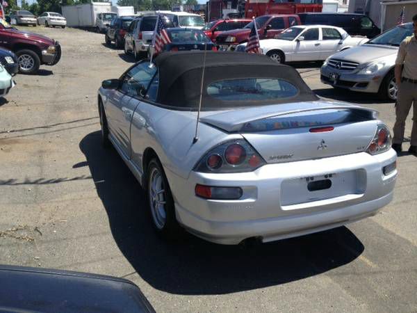 Mitsubishi Eclipse 2004 photo 3