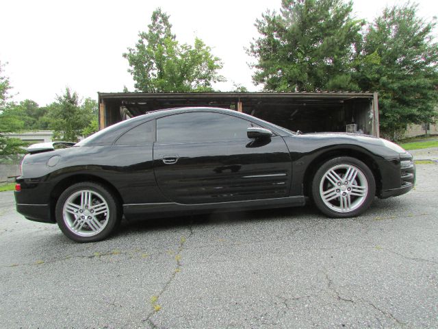 Mitsubishi Eclipse 2004 photo 4