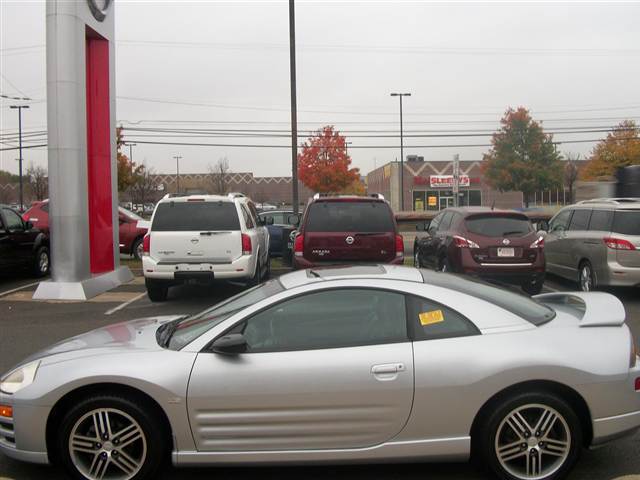 Mitsubishi Eclipse 2004 photo 2