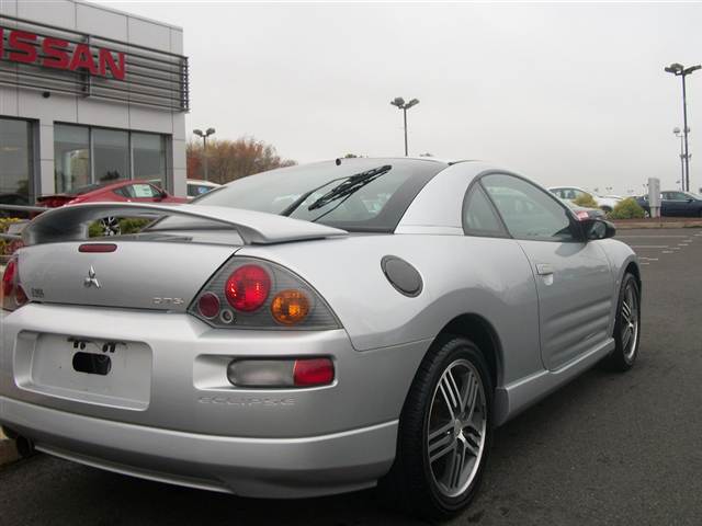 Mitsubishi Eclipse 2004 photo 5