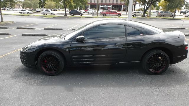 Mitsubishi Eclipse 2004 photo 4