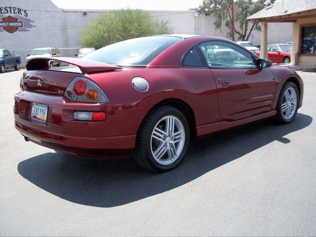 Mitsubishi Eclipse 2004 photo 2