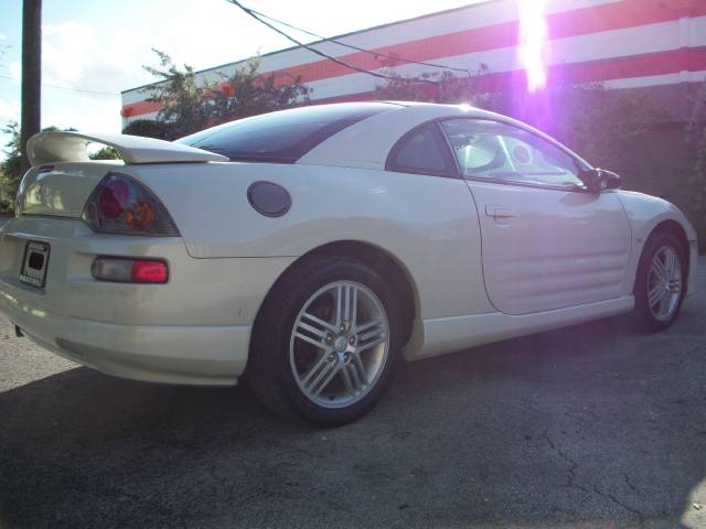 Mitsubishi Eclipse 2004 photo 4