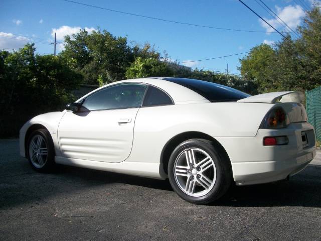 Mitsubishi Eclipse 2004 photo 3