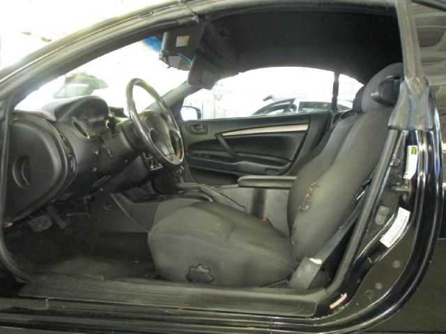 Mitsubishi Eclipse 2004 photo 2