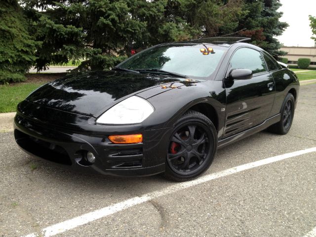 Mitsubishi Eclipse 2004 photo 3