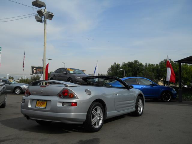 Mitsubishi Eclipse 2004 photo 1