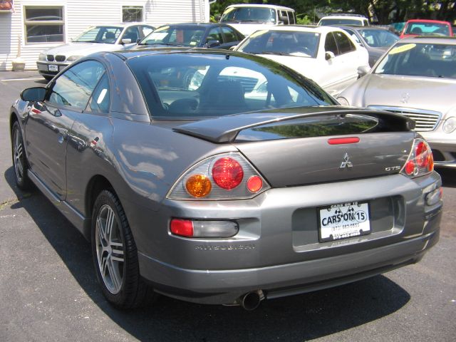 Mitsubishi Eclipse 2004 photo 2