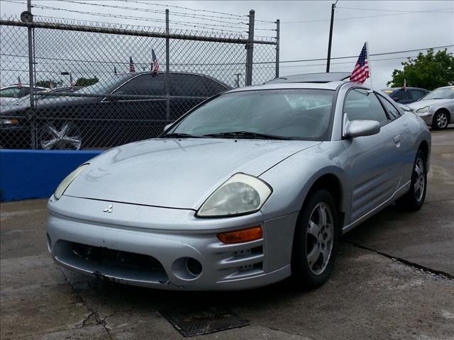 Mitsubishi Eclipse 2004 photo 2