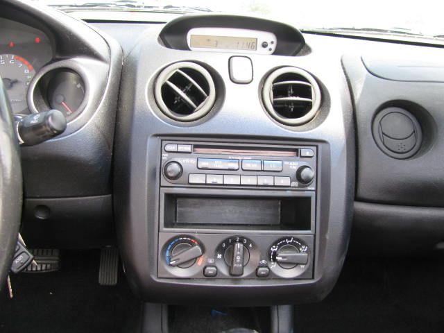 Mitsubishi Eclipse 2004 photo 5