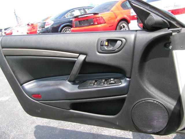 Mitsubishi Eclipse 2004 photo 6