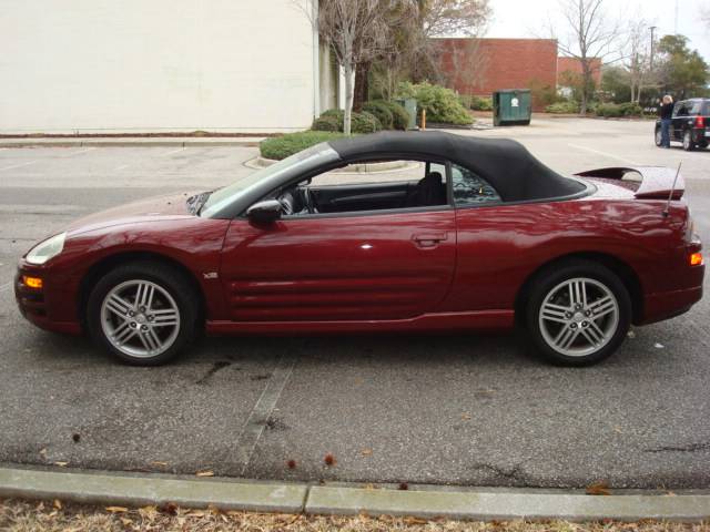 Mitsubishi Eclipse 2004 photo 3