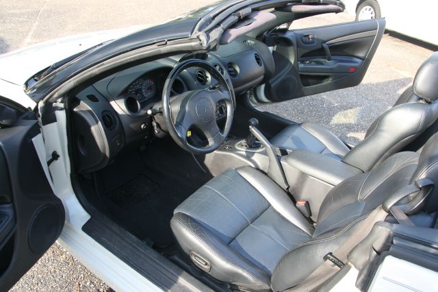 Mitsubishi Eclipse 2004 photo 3