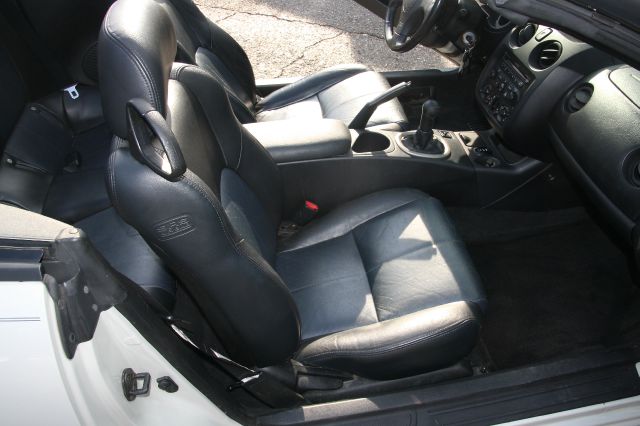 Mitsubishi Eclipse 2004 photo 4