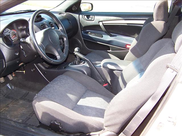 Mitsubishi Eclipse 2004 photo 3