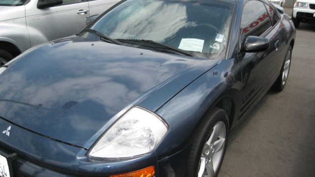 Mitsubishi Eclipse 2004 photo 2