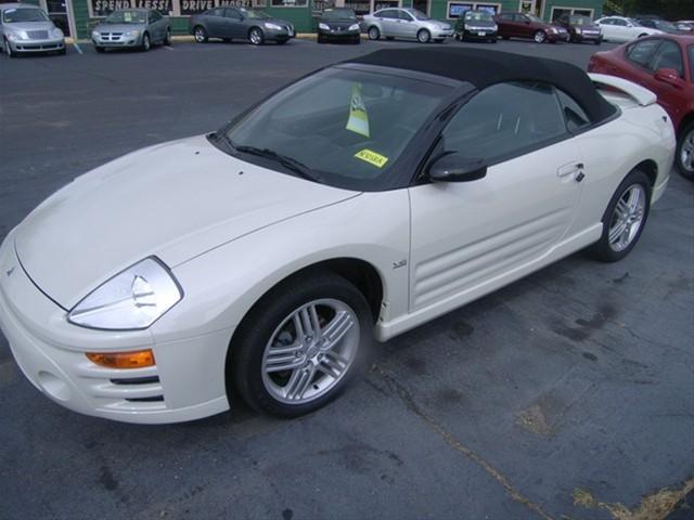 Mitsubishi Eclipse 2004 photo 1