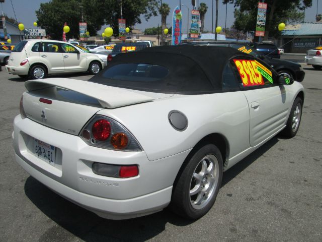 Mitsubishi Eclipse 2004 photo 3