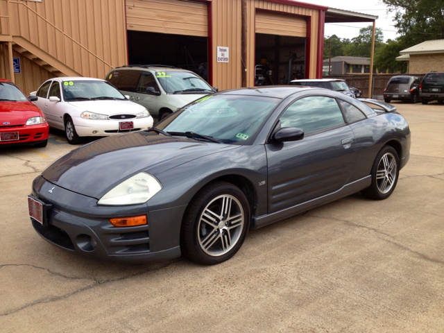 Mitsubishi Eclipse 2004 photo 2