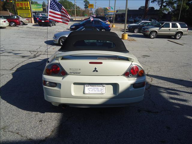 Mitsubishi Eclipse 2004 photo 2