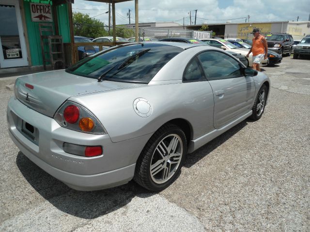 Mitsubishi Eclipse 2004 photo 3