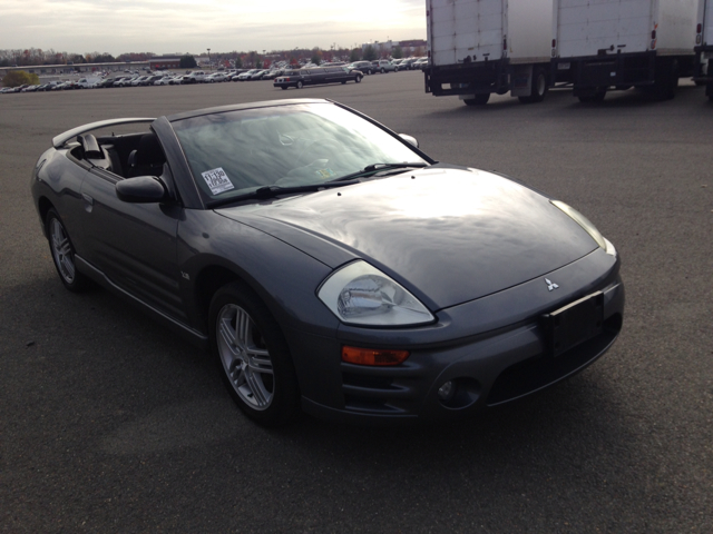 Mitsubishi Eclipse 2004 photo 2