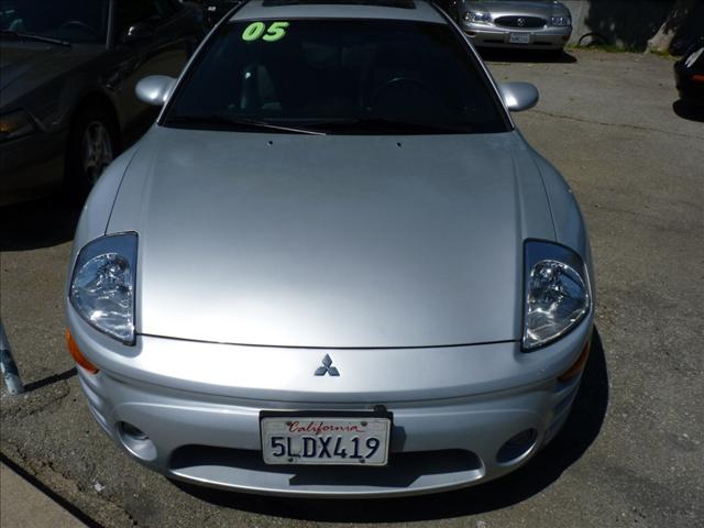 Mitsubishi Eclipse 2005 photo 2