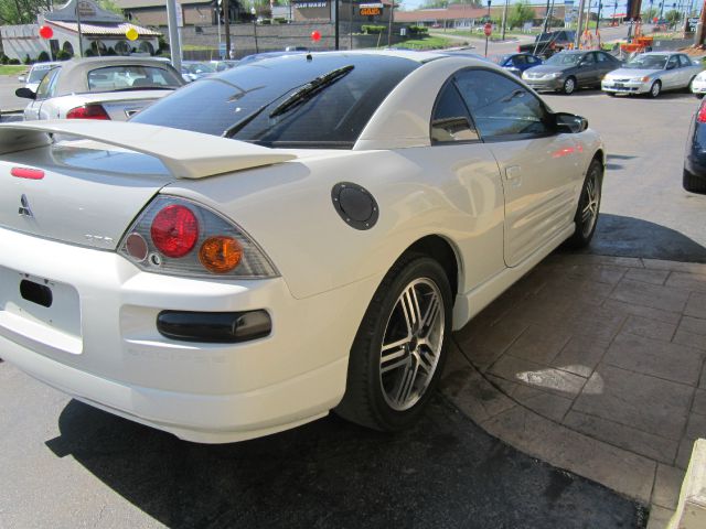 Mitsubishi Eclipse 2005 photo 1