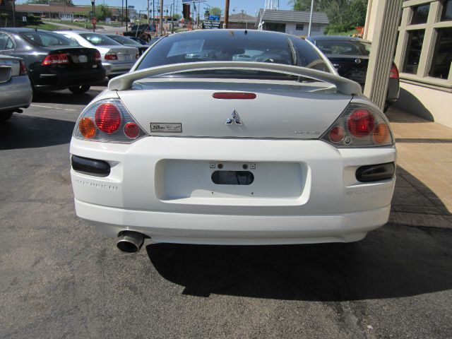 Mitsubishi Eclipse 2005 photo 8