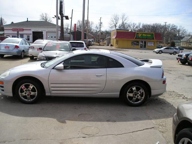 Mitsubishi Eclipse 2005 photo 4